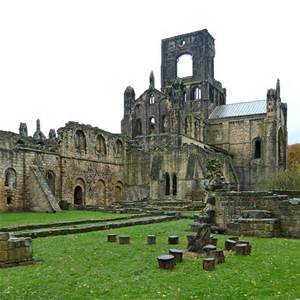 image of kirkstall abbey in leeds